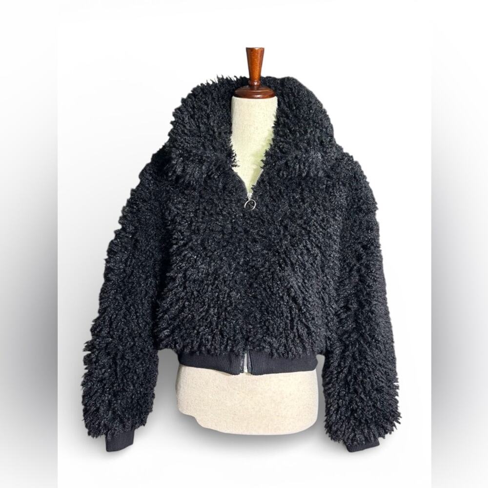 NWT Urban Outfitters Black Fuzzy Teddy Jacket Size XS C1
